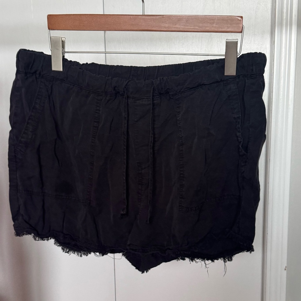 Dex Black Women's Shorts